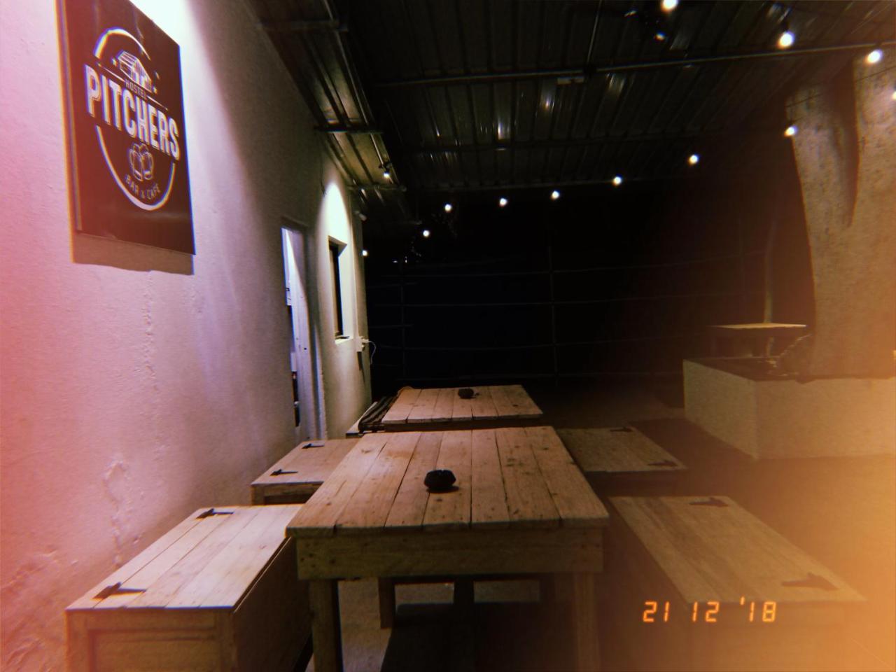 Hostel Pitchers Vagator Bagian luar foto